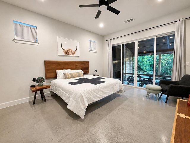1214 Deloney ST, Austin, TX 78721