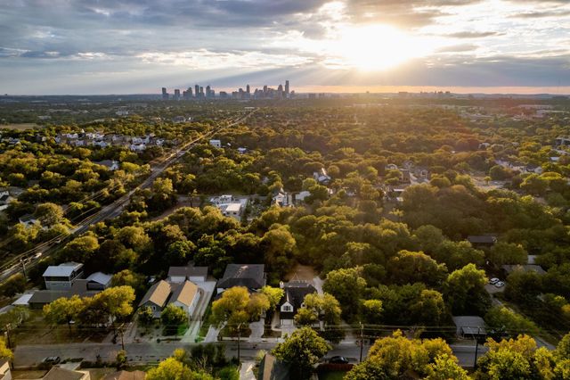 1214 Deloney ST, Austin, TX 78721