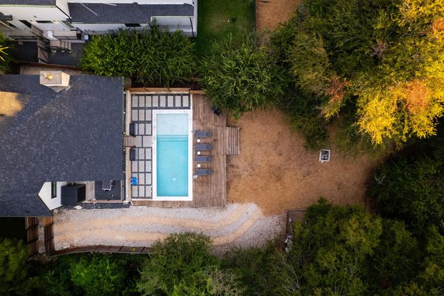 1214 Deloney ST, Austin, TX 78721