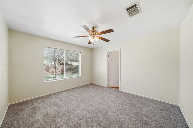 1910 Steeds XING, Pflugerville, TX 78660