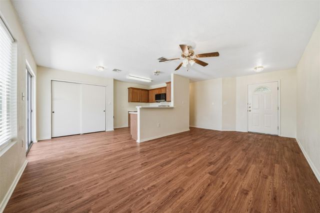 1910 Steeds XING, Pflugerville, TX 78660