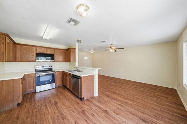 1910 Steeds XING, Pflugerville, TX 78660