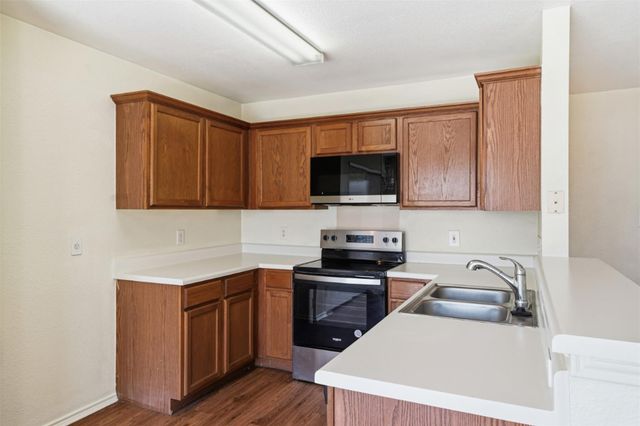 1910 Steeds XING, Pflugerville, TX 78660