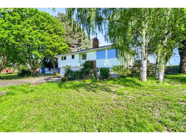 16530 Nw GILLIHAN Rd, Portland, OR 97231