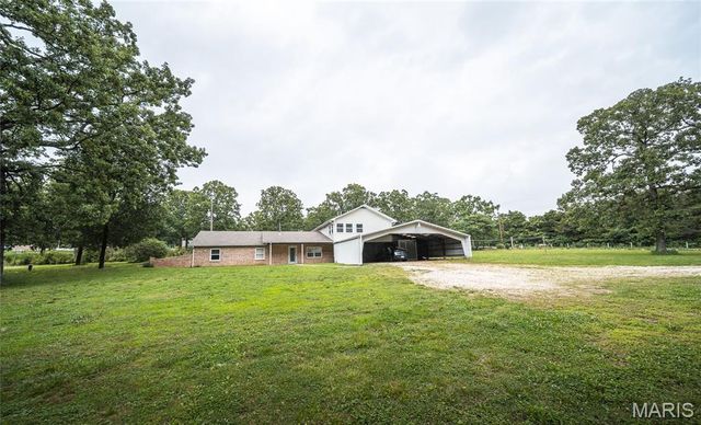 522 Highway FF, Bourbon, MO 65441