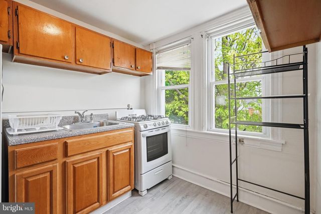 7109 N BROAD ST, Philadelphia, PA 19126