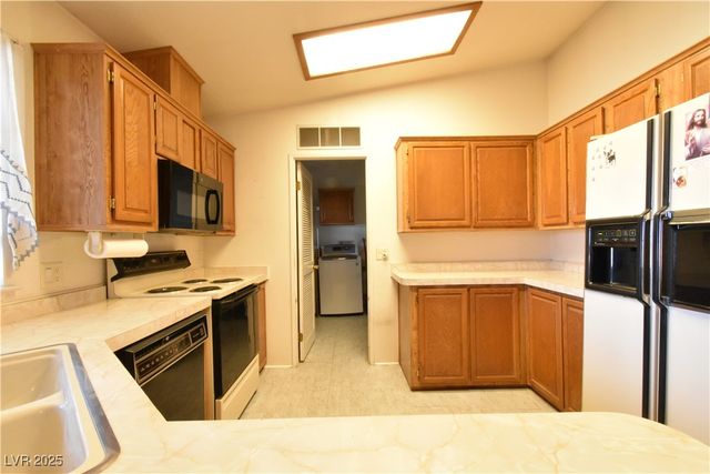 4650 East Twain Avenue, Las Vegas, NV 89121