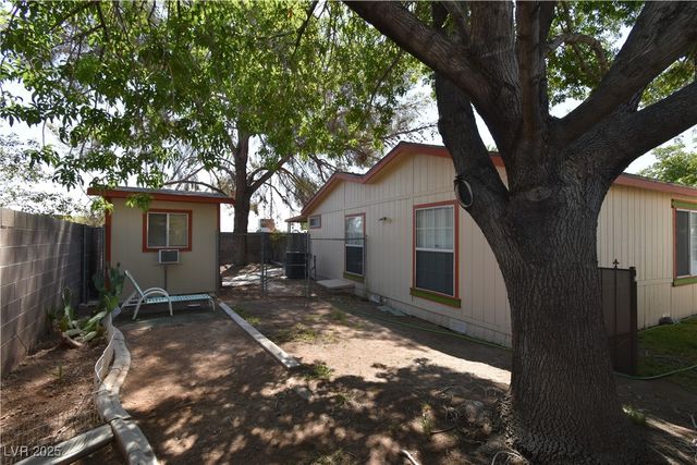 4650 East Twain Avenue, Las Vegas, NV 89121