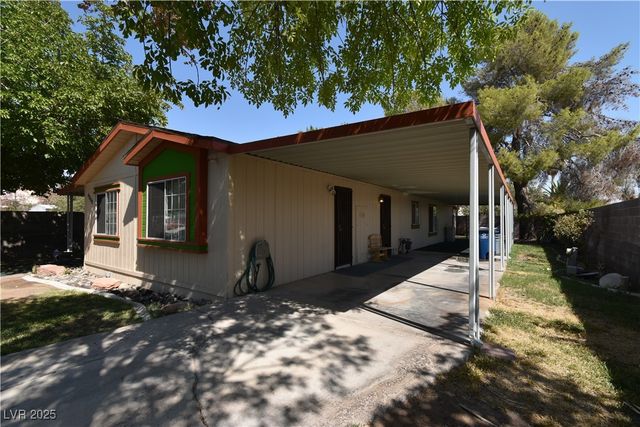 4650 East Twain Avenue, Las Vegas, NV 89121