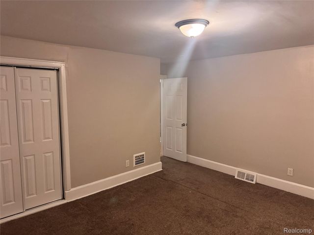 16574 WARD Street, Detroit, MI 48235