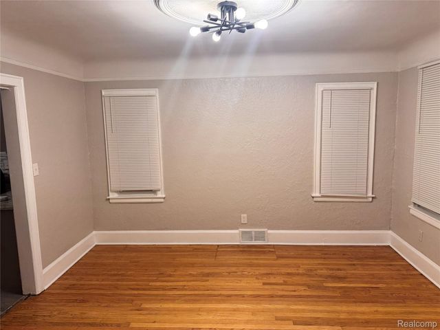 16574 WARD Street, Detroit, MI 48235