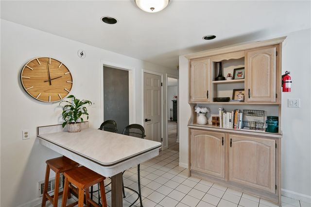 2324 Wells Dr, Bethel Park, PA 15102