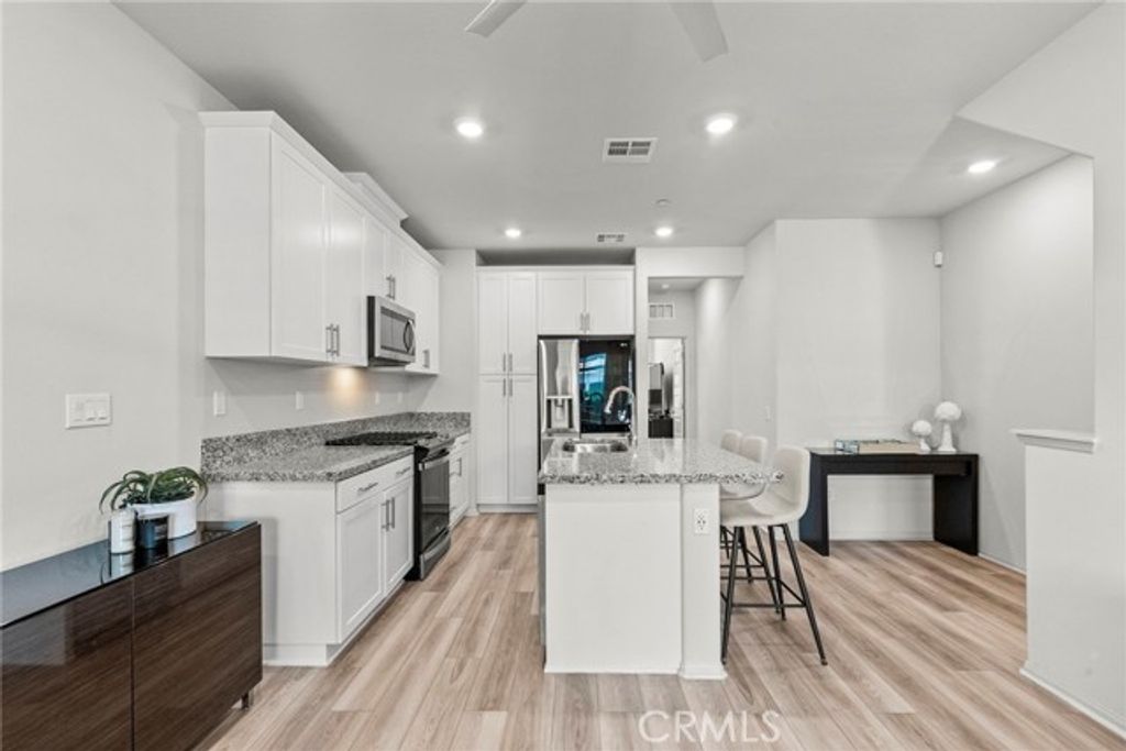 1636 Cayton Loop, West Covina, CA 91790