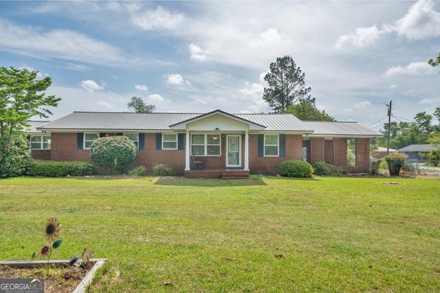 147 Reba Drive, Swainsboro, GA 30401