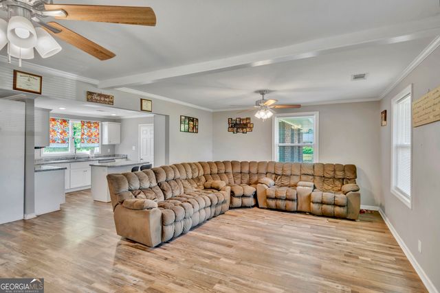 147 Reba Drive, Swainsboro, GA 30401