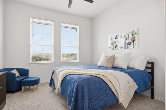 192 Raptor Beak WAY, Cedar Creek, TX 78612