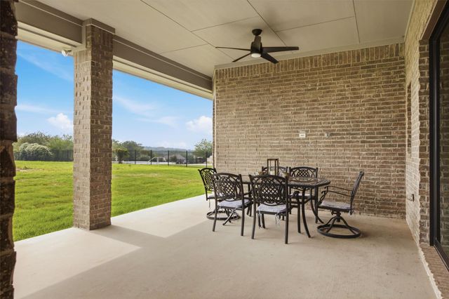 192 Raptor Beak WAY, Cedar Creek, TX 78612