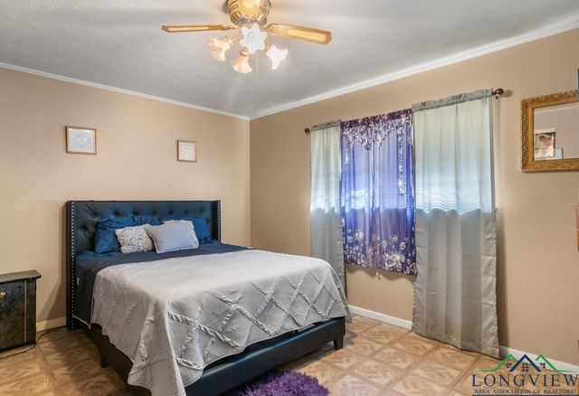 2113 Hendricks, Gladewater, TX 75647