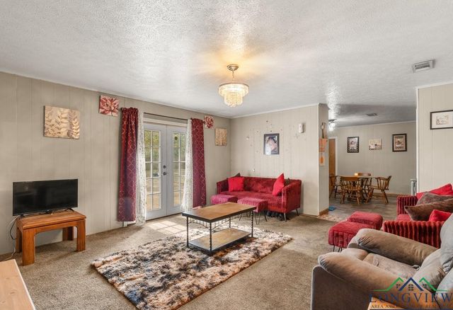 2113 Hendricks, Gladewater, TX 75647