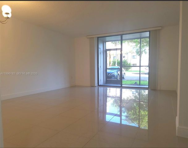 8760 SW 133rd Ave Rd 117, Miami, FL 33183