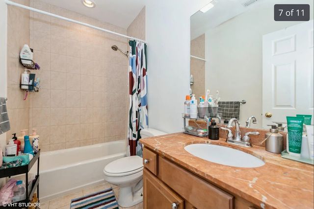 416 N ADA Street 2, Chicago, IL 60622