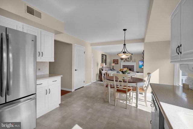 19 SAGE DR, Reading, PA 19608