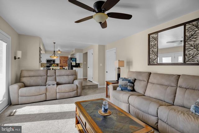 19 SAGE DR, Reading, PA 19608
