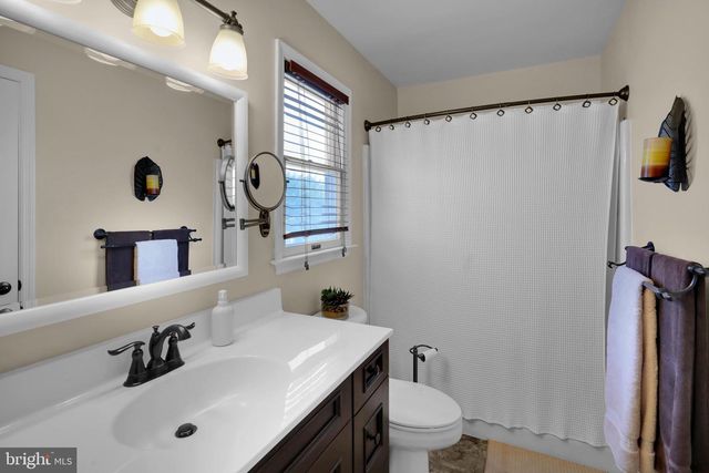 19 SAGE DR, Reading, PA 19608