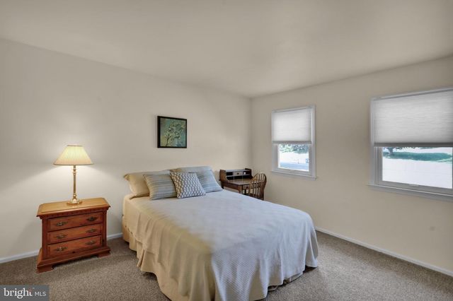 19 SAGE DR, Reading, PA 19608