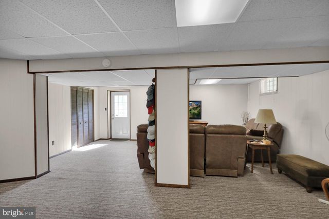 19 SAGE DR, Reading, PA 19608