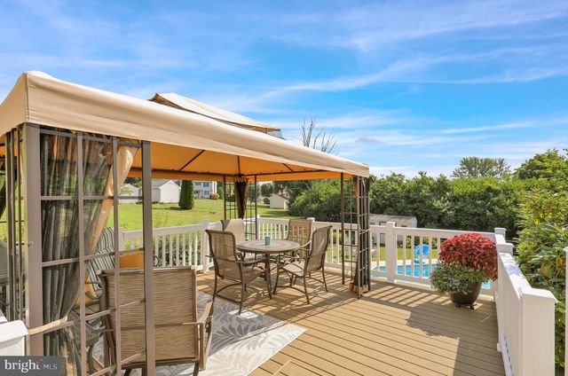 19 SAGE DR, Reading, PA 19608
