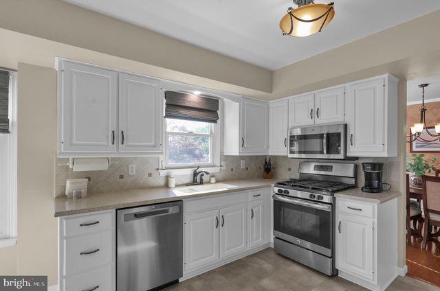 19 SAGE DR, Reading, PA 19608
