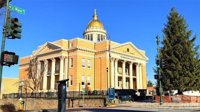 00 Toms Park Circle 21&22, Hendersonville, NC 28792