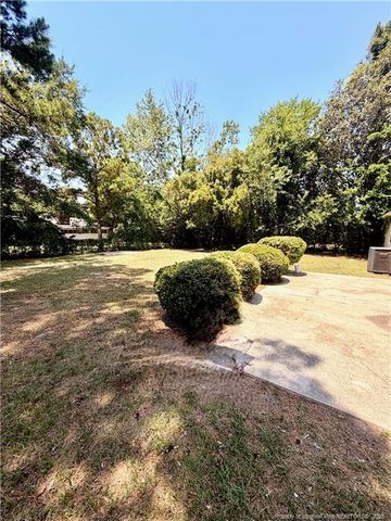 606 Glensford Drive, Fayetteville, NC 28314