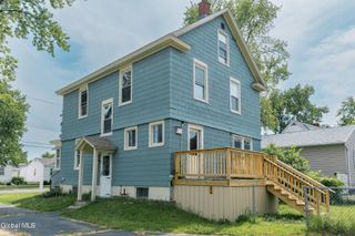 21 Bruen Court, East Greenbush, NY 12144