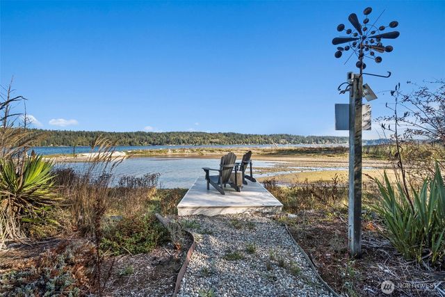 5208 Illahee Road NE, Bremerton, WA 98311