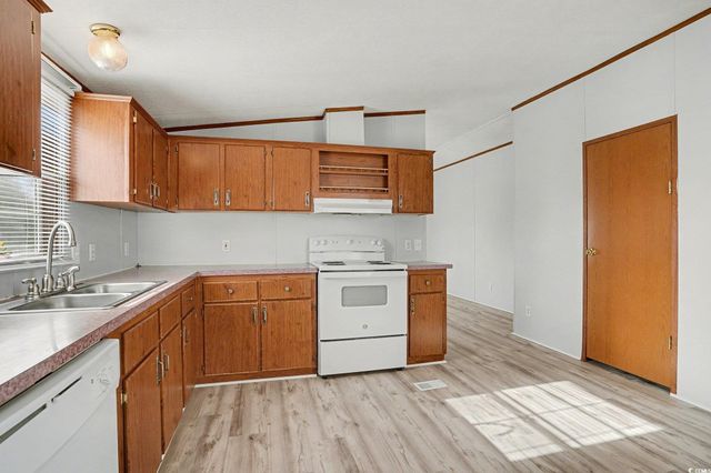 3393 N Pointe Blvd., Little River, SC 29566