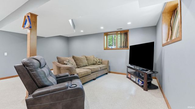 6603 Sweet Wood Court, Fort Wayne, IN 46814