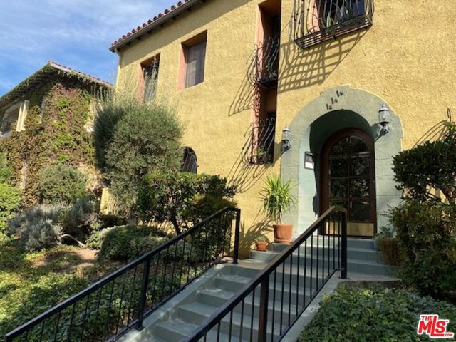 444 N Sycamore Avenue 1, Los Angeles, CA 90036
