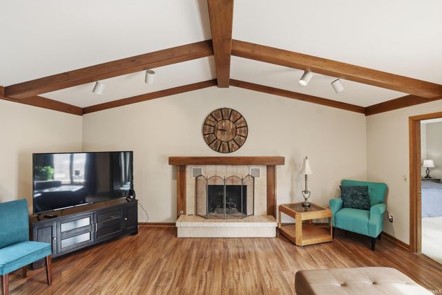 9715 Woodland Ridge East, Fort Wayne, IN 46804