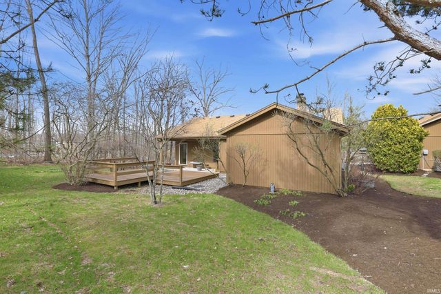 9715 Woodland Ridge East, Fort Wayne, IN 46804