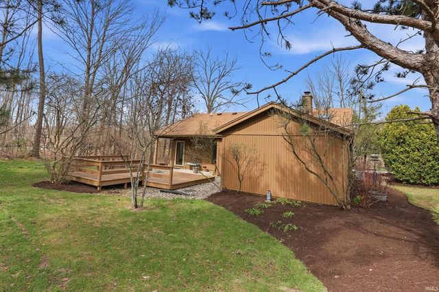 9715 Woodland Ridge East, Fort Wayne, IN 46804