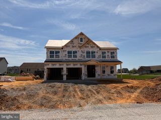 403 EAST CLARISSA DR, Shippensburg, PA 17257