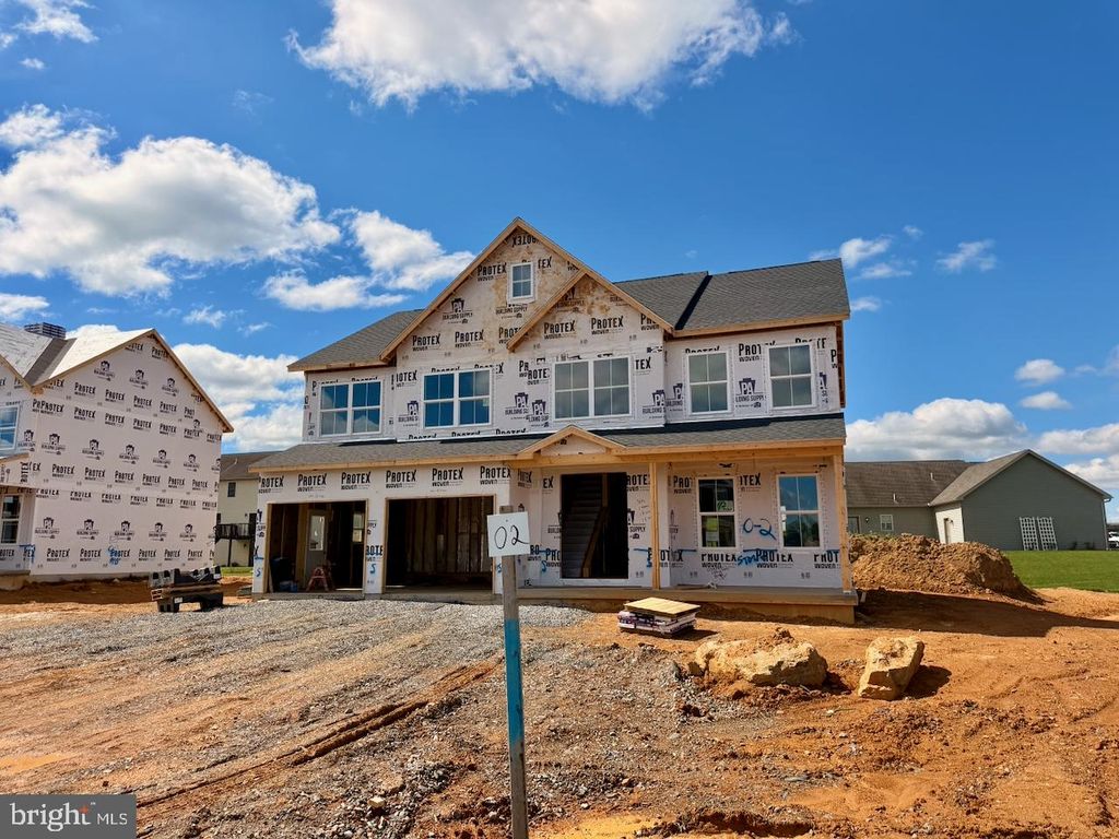 403 EAST CLARISSA DR, Shippensburg, PA 17257
