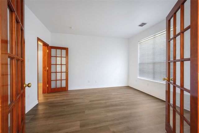 1700 Little River Court, Desoto, TX 75115