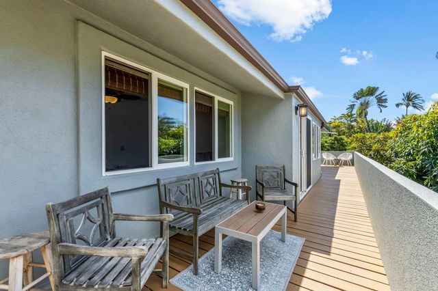 2670 Kanakanui Rd, Kihei, HI 96753