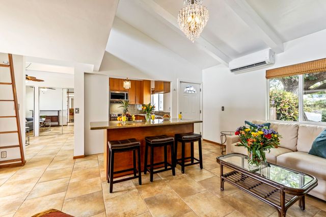 2670 Kanakanui Rd, Kihei, HI 96753