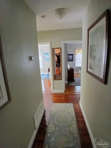 111 SE Syrcle Dr, Pensacola, FL 32507