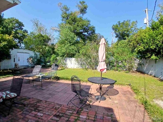 111 SE Syrcle Dr, Pensacola, FL 32507
