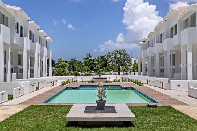 Calle 10 250 C16, San Juan, PR 00926